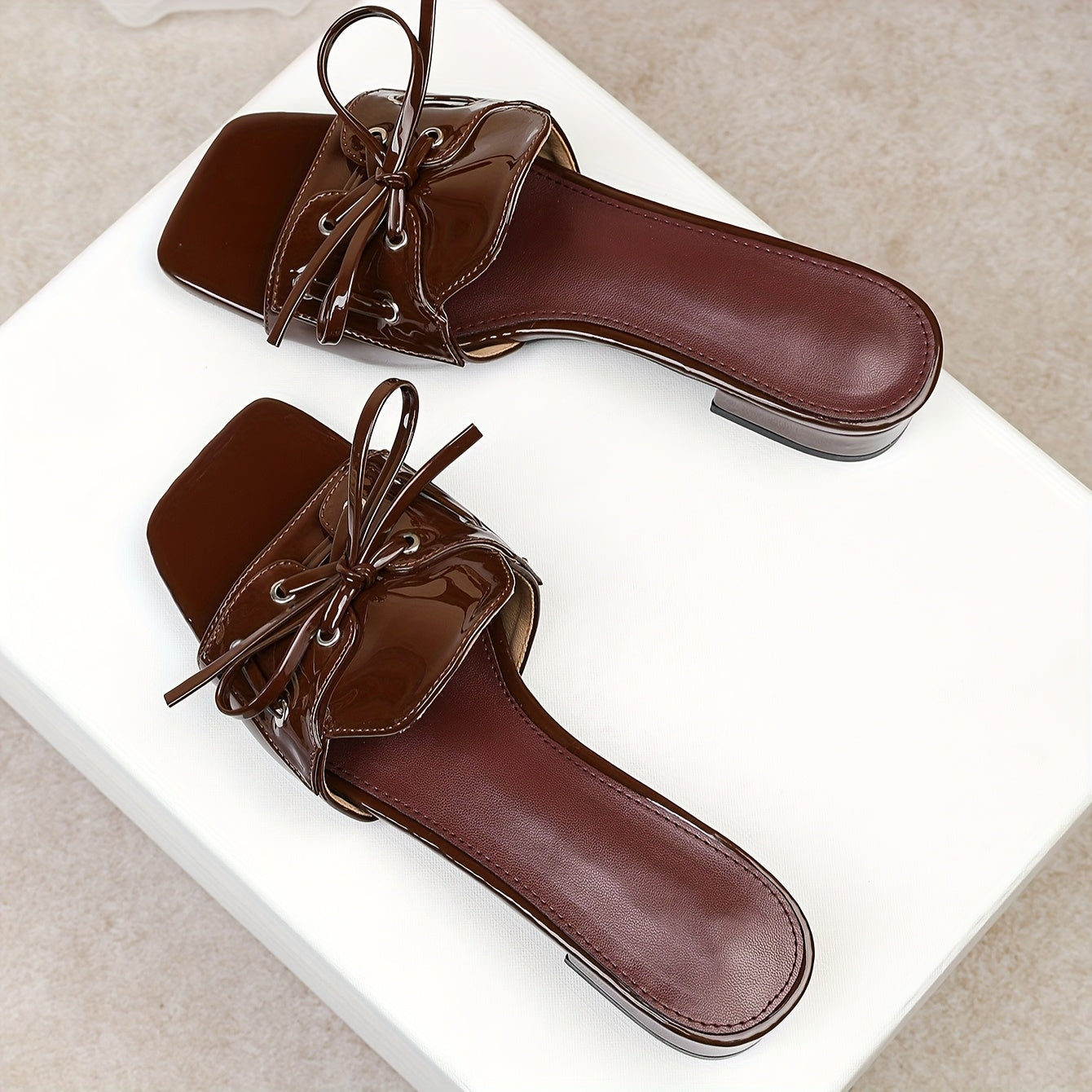 Women'S Flat Sandals for 2025 Spring And Summer, Versatile And Soft-Soled, Slip-Resistant, Perfect for Beach Days, Featuring a Stylish Roman Design, Large Size